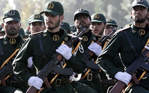 Iran tung thêm cố vấn quân sự tới Syria