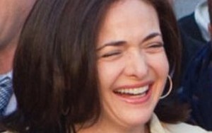 Facebook tinh tế như... đàn bà