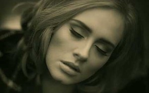 ‘Hello’ chiếm quán quân BXH Anh, NBC 'đặt hàng' Adele trình diễn
