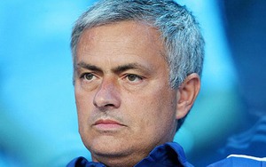 Mourinho còn phải học Sir Alex nhiều!
