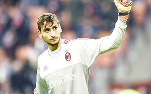Tiêu điểm: Thần đồng Donnarumma càng bắt càng xuất sắc