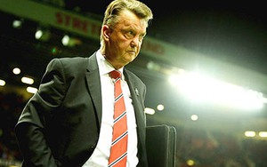 Man United: Cầu thủ trẻ hay tấm áo giáp vàng của Van Gaal
