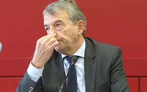 Vì sao Chủ tịch LĐBĐ Đức từ chức?