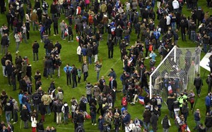TIẾT LỘ: Lực lượng an ninh chặn đứng một kẻ khủng bố ngay cổng vào Stade de France