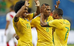 Brazil 3-0 Peru: Douglas Costa tỏa sáng giúp Brazil vươn lên vị trí thứ 3