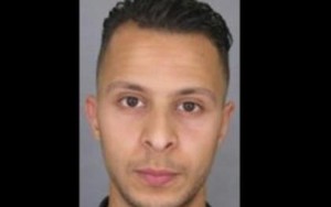 KHÓ TIN: Nghi phạm khủng bố Paris bị chính IS săn lùng ráo riết