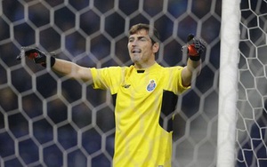Porto 0-2 Dynamo Kiev: Casillas mắc sai lầm, Porto thua ngay trên sân nhà