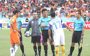 Chờ 'điểm sáng' trọng tài V-League 2016