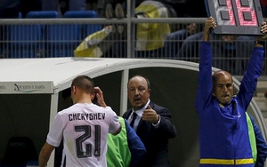 Benitez nói gì về scandal sử dụng cầu thủ bị treo giò của Real Madrid?