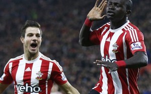 Bayern muốn mua Mane, Man United lo lắng chồng chất