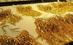 Bắt 2 người nước ngoài lừa bán 58kg vàng giả giá 10 tỷ đồng ở Đồng Nai