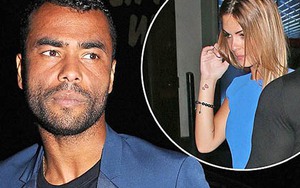 Ashley Cole có con với siêu mẫu Italy: Bình yên ở Rome