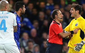 Casillas đòi tẩn Diego Costa, 'phản pháo' Mourinho