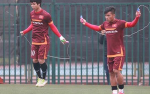 Công Phượng chấn thương 3 tuần, HAGL thử việc 3 ngoại binh
