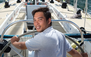 Chàng trai Đà Nẵng lần đầu tham dự cuộc đua thuyền buồm vòng quanh thế giới