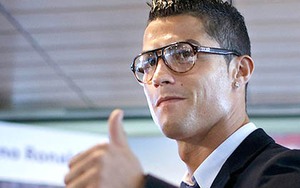 Cristiano Ronaldo không tiếc tiền tiêu xài vì 'người tình đồng giới tin đồn'