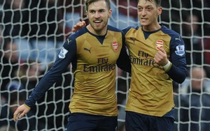 'Vua làm bóng' Oezil trên đường phá kỷ lục kiến tạo của huyền thoại Henry