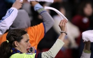 CĐV Real Madrid la ó đòi Chủ tịch Perez từ chức