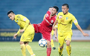 B.Bình Dương kêu khổ vì vé máy bay