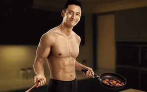 Từ Phạm Băng Băng đến Huỳnh Hiểu Minh... đều thích câu khách bằng 'da thịt'