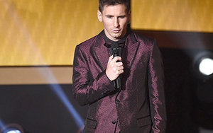Vì sao trang phục của Messi luôn 'nổi' ở Gala Quả bóng Vàng?