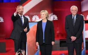 Bầu cử Mỹ 2016: 'Nóng' cuộc tranh luận cuối cùng giữa bà Hillary Clinton và ông Sander