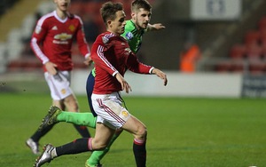 Adnan Januzaj lập cú đúp cho U21 Man United, ghi điểm với Van Gaal