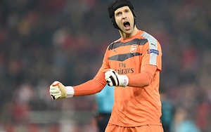 Arsenal mạnh hơn hẳn nhờ Cech-chắc-chắn