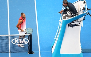 Nick Kyrgios: Bí quyết chiến thắng là... thay quần?