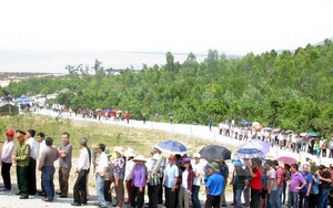 9 ngày nghỉ Tết: gần 10 vạn lượt người viếng mộ Đại tướng Võ Nguyên Giáp