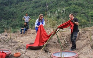 Ê-kíp Việt dựng 'ngôi làng bí ẩn' tại Tràng An cho 'Kong: Skull Island'