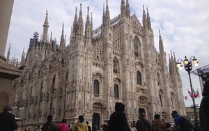 Chùm ảnh du lịch: Choáng ngợp trước những nhà thờ siêu đẹp ở Milano, Florence