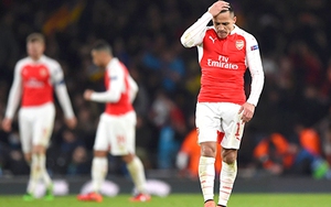 Van Gaal còn 'thi đấu' nổi bật hơn cả Sanchez