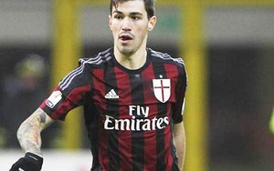 'Nesta mới' xuất thần lập cú đúp, Milan vào Chung kết Coppa Italia