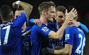 Xem phá kiến tạo tuyệt đỉnh của Riyad Mahrez ở trận hòa 2-2 của Leicester