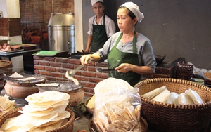 12 đầu bếp nước ngoài 'hô biến' nhà hàng Hội An thành nhà hàng nước mình