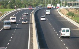 Tốc độ cho phép của cao tốc TP Hồ Chí Minh - Trung Lương?