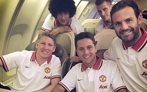 Với Jose Mourinho, Man United vẫn cần thêm tiền vệ