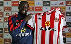 Cựu ngôi sao Arsenal bị FIFA cấm thi đấu 1 năm