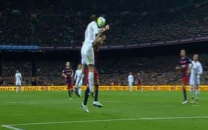 Barca 1-2 Real Madrid: Trọng tài có sai lầm khi không công nhận 'bàn thắng' của Gareth Bale?