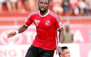 VIDEO: Nsi ghi bàn và hóa thân thành phóng viên ảnh