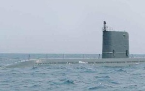 Tàu ngầm Triều Tiên mang tên lửa đạn đạo 'dạo chơi' ngoài khơi Hàn Quốc
