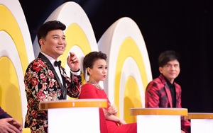 Thần tượng Bolero: Quang Linh bị 'cắt lời', khán giả 'đứng hình'