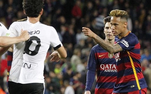 Neymar chửi hậu vệ Valencia: ‘Câm mồm lại, tao kiếm tiền nhiều gấp 10 lần mày’