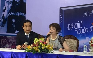 Viết tự truyện theo di nguyện của cha, Ái Vân bật khóc, xóa 8.808 chữ