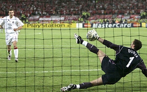 Dudek: 'Liverpool phải thắng để đi vào lịch sử'