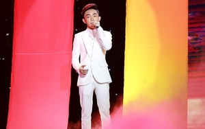 Thần tượng Bolero: Trung Quang giành quán quân - khi chiến thắng không vỡ òa