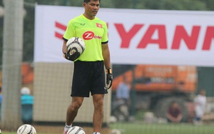 HLV thủ môn Võ Văn Hạnh: ‘Văn Lâm mới, Minh Long hay nhưng Nguyên Mạnh là số 1’