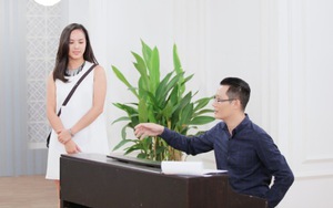 Hoàng Bách chỉ tuyệt chiêu cho Hoa khôi 'hát như trong nhà tắm'