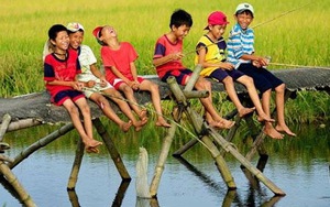 Học sinh nghỉ hè trọn 3 tháng: Vì một mùa Hè không bị 'bớt xén'